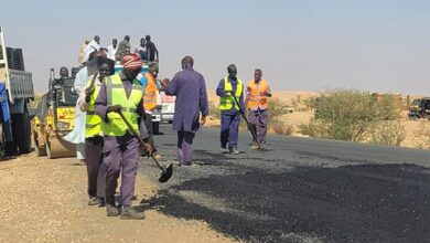 والي الخرطوم يدين قصف المليشيا لعمال الطرق أثناء عملهم