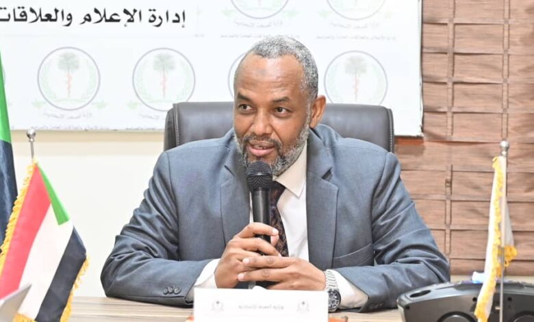 وزير الصحة الاتحادي يبحث دعم الخدمات الصحية مع والي الولاية الشمالية وزير الصحة الاتحادي يبحث دعم الخدمات الصحية مع والي الولاية الشمالية