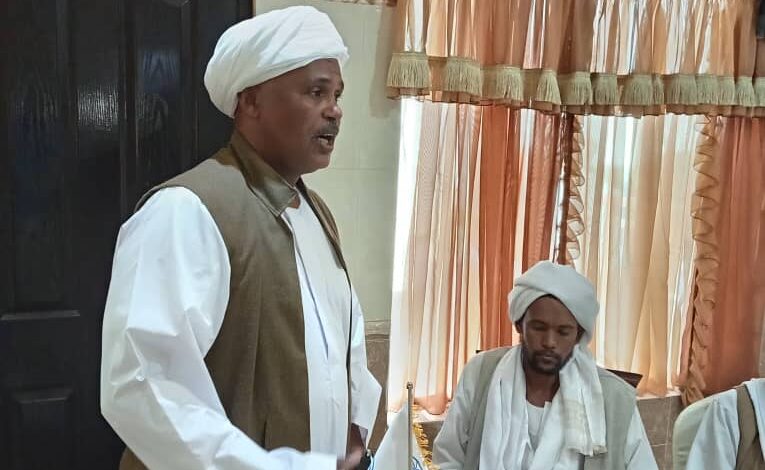 قيادات شرق السودان يعلنون مساندتهم خطة مدير المواني للنهوض بأهم مرفق إقتصادي بالبلاد قيادات شرق السودان يعلنون مساندتهم خطة مدير المواني للنهوض بأهم مرفق إقتصادي بالبلاد