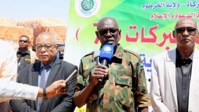 محملة بالذرة والفول والعدس.. قافلة الزكاة تصل الخرطوم