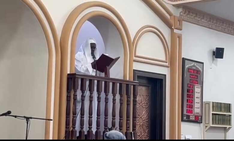 شاهد بالفيديو  حجاج البحر الاحمر يشهدون خطبة الجمعة بمكة  المكرمة