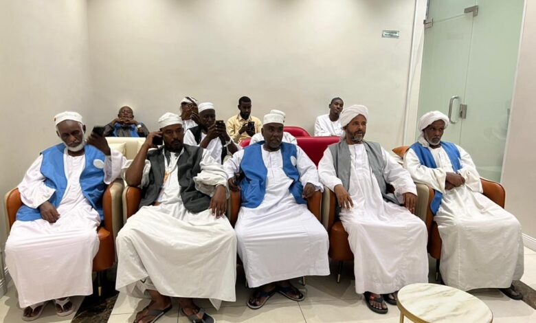 بالصور بعثة الحج بالبحر الأحمر تعقد اجتماعا موسعاً مع أمراء الافواج بالصور بعثة الحج بالبحر الأحمر تعقد اجتماعا موسعاً مع أمراء الافواج