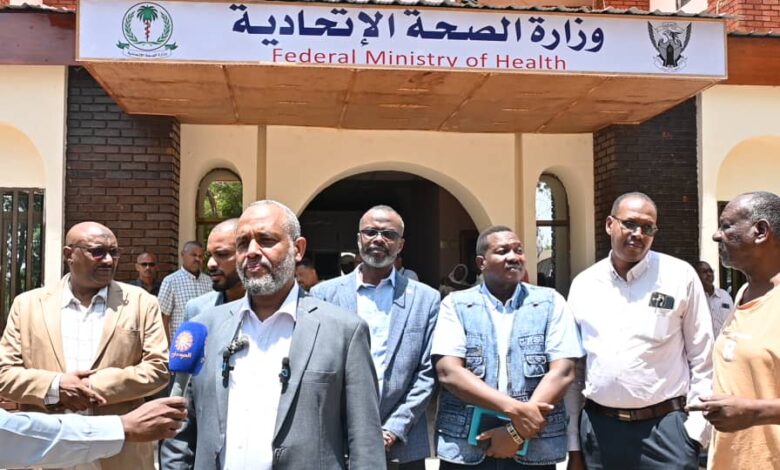 وكيل وزارة الصحة: ترتيبات العودة إلى مقر الخرطوم بلغت مراحلها الأخيرة وكيل وزارة الصحة: ترتيبات العودة إلى مقر الخرطوم بلغت مراحلها الأخيرة
