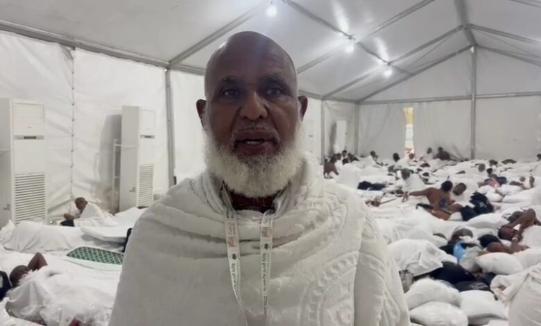 كلمة الشيخ احمد لباب  رئيس الإرشاد ببعثة الحج بالبحر الأحمر يحذر الحجيج بعدم مغادر المخيمات بصيد عرفات لارتفاع درجه الحرارة