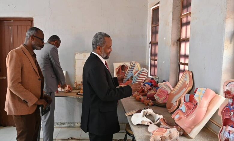 وكيل وزارة الصحة يزور جامعة العلوم الصحية ويشيد بدعمها للنظام الصحي    