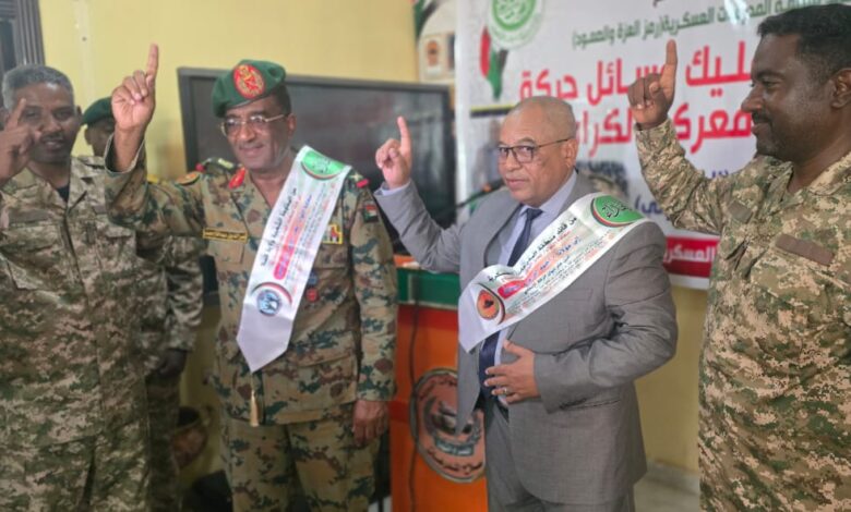 قلعة الصمود تكرم الأمين العام لديوان الزكاة  