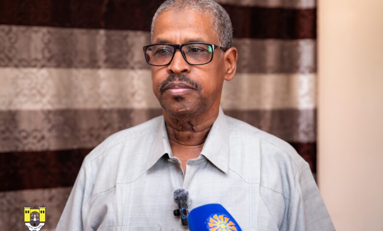 رئيس الاتحاد العام لنقابات عمال السودان يعقد اجتماعًا مع قيادات الحركة النقابية