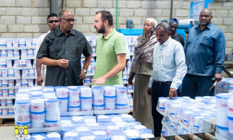 دخول ثلاثة مصانع دائرة الإنتاج بالبحر الأحمر 