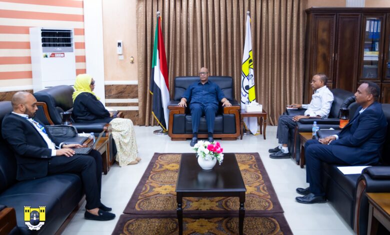 ترتيبات لتنفيذ أكبر مشروع لتوصيل شبكة الألياف الضوئية الهوائية للمنازل ببورتسودان ترتيبات لتنفيذ أكبر مشروع لتوصيل شبكة الألياف الضوئية الهوائية للمنازل ببورتسودان