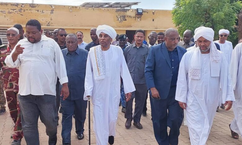 رئيس مجلس الوزراء ووزير الصحة الاتحادي في زيارة ميدانية لولاية الجزيرة تستمر ثلاثة أيام رئيس مجلس الوزراء ووزير الصحة الاتحادي في زيارة ميدانية لولاية الجزيرة تستمر ثلاثة أيام