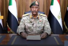 رئيس مجلس السيادة يصدر قراراً بإعفاء محافظ بنك السودان وتعيين السيدة آمنة التوم خلفا له