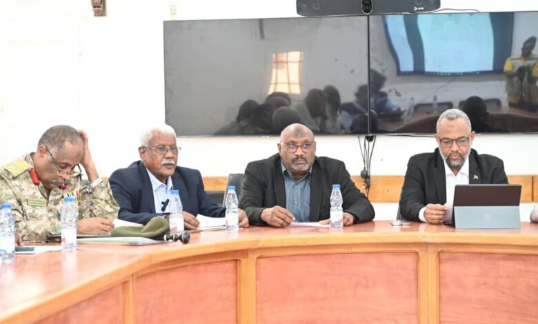 في اجتماع اللجنة الصحية العليا للعودة للعاصمة : وزير الصحة يشكر اللجنة علي النجاحات التي تحققت ويطالب ببذل مزيد من الجهد