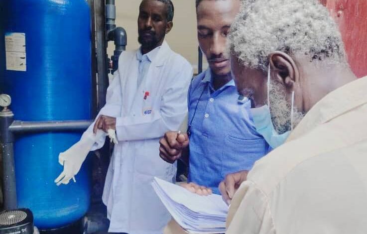 المواصفات تشدد الرقابة على محطات المياه بالبحر الأحمر   