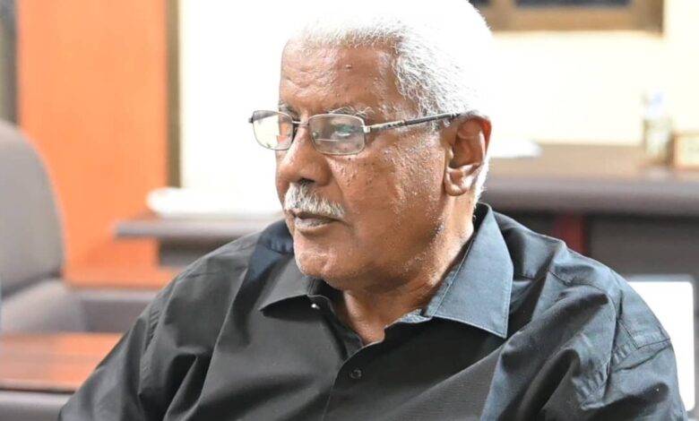 اللجنة الفنية لتأهيل المرافق الصحية : المؤسسات النظامية تقدم خدماتها الصحية للمدنيين والعسكريين اللجنة الفنية لتأهيل المرافق الصحية : المؤسسات النظامية تقدم خدماتها الصحية للمدنيين والعسكريين