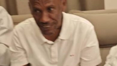 المواني تودع احد رموزها   (البقاء لله وحده)