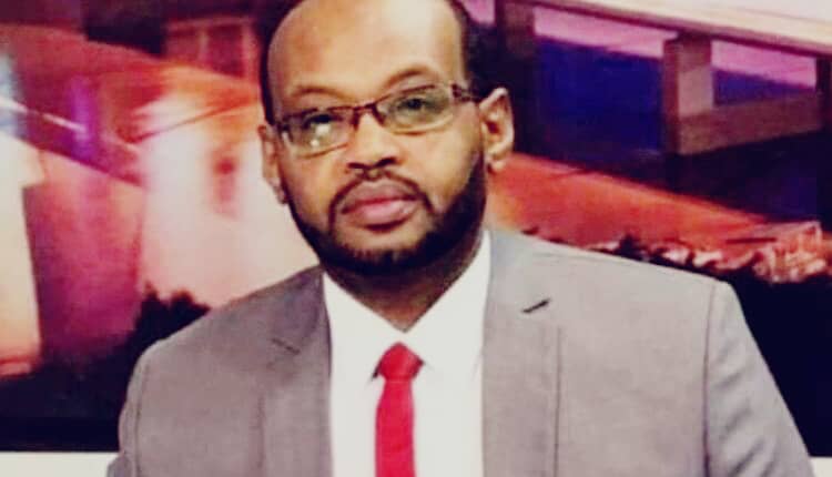 أبو حباب مستشارا صحفيا لرئيس الوزراء أبو حباب مستشارا صحفيا لرئيس الوزراء