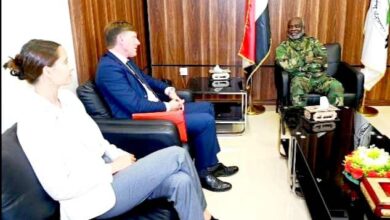 وزير المالية يبدي رغبة بلاده في مشاركة بريطانيا في دعم جهود السلام في السودان 