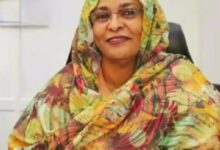 محافظ بنك السودان تشدد على ضرورة الإسراع في تشغيل مصفاة الذهب 