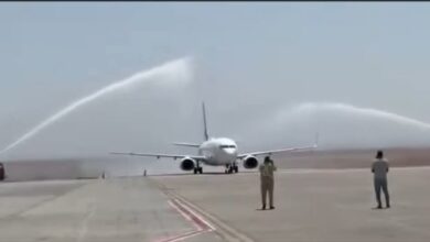 هبوط أول طائرة  مدنية في مطار الخرطوم الدولي اليوم بعد توقف دام ألف يوم .