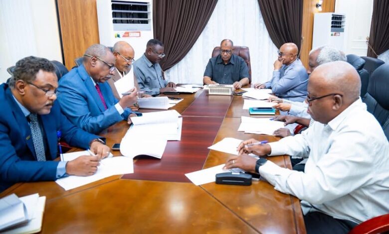 اعتمدت خطة 2026م واستهدفت القطاعات الإنتاجية…. مؤسسة التمويل الأصغر بالبحر الأحمر ترفع رأسمالها وتدعم الجمعيات النسوية بالمحليات اعتمدت خطة 2026م واستهدفت القطاعات الإنتاجية…. مؤسسة التمويل الأصغر بالبحر الأحمر ترفع رأسمالها وتدعم الجمعيات النسوية بالمحليات